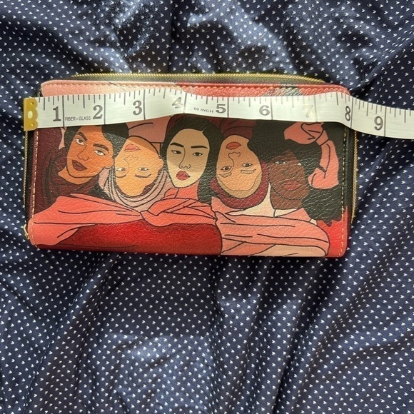 Kind Of Women’s Pink Pattern Zip Around Long Wallet, Water Proof, Hand Clutch - Picture 2 of 5